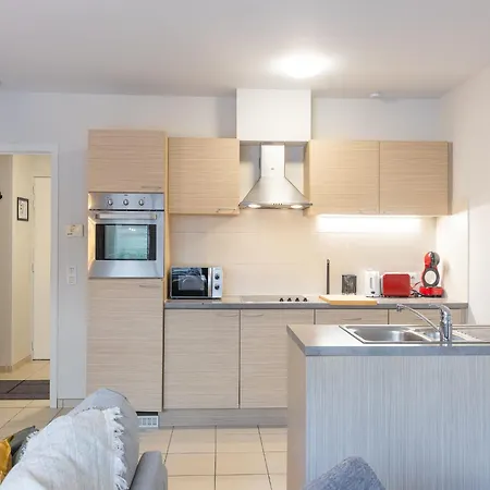 One-Bedroom Apartment By The Sea * Oostende